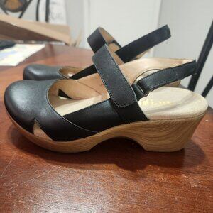 Alegria Tarah black shoe